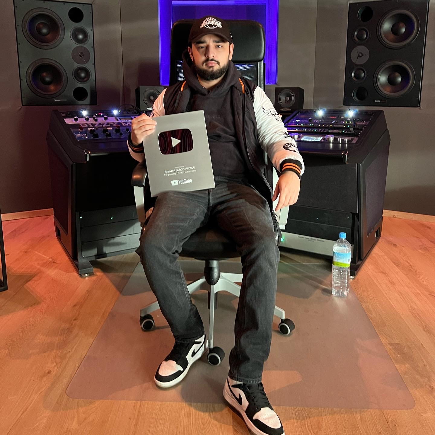 Ilya Mohini mit YouTube Creator Award